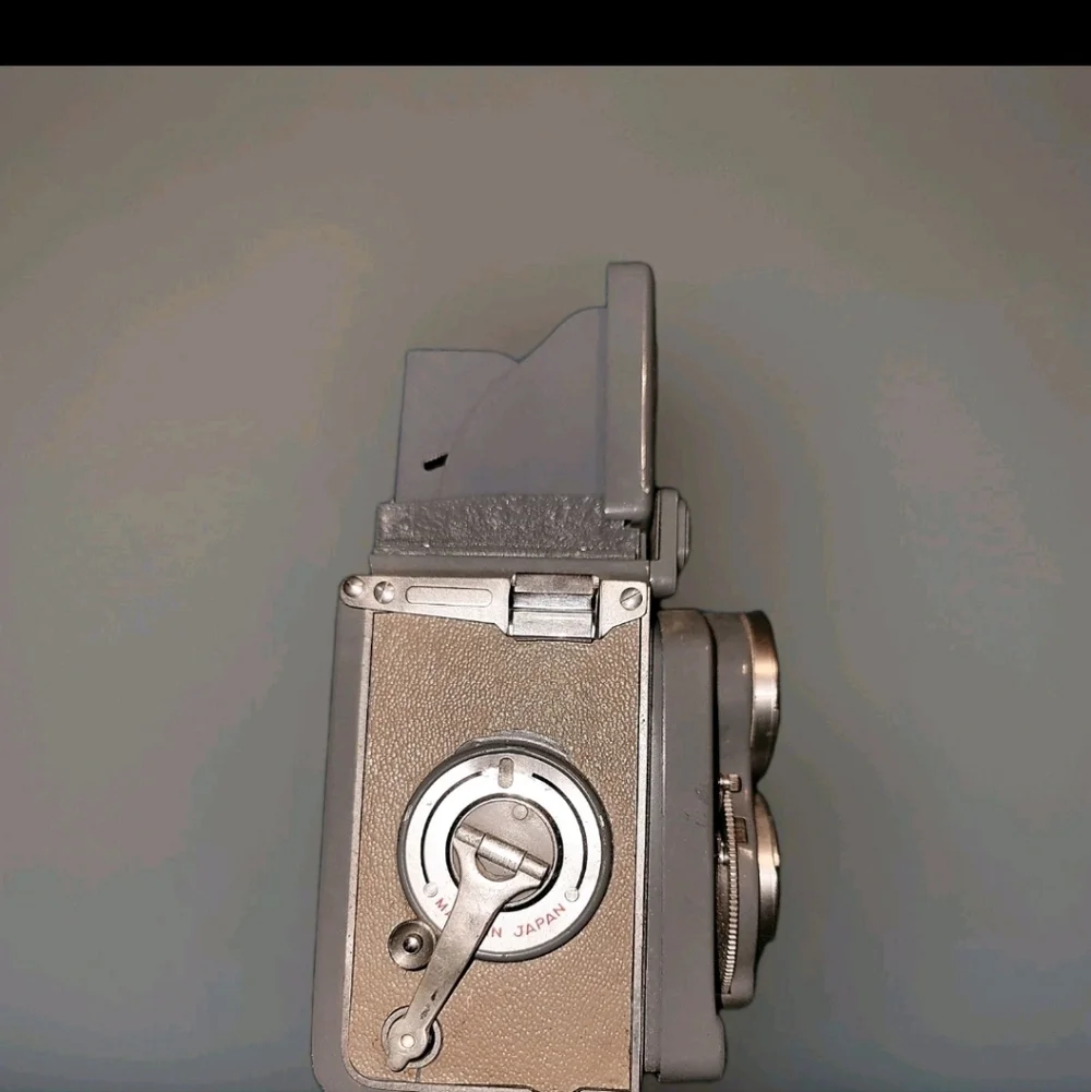 Vintage Yashica-44 Classic Camera